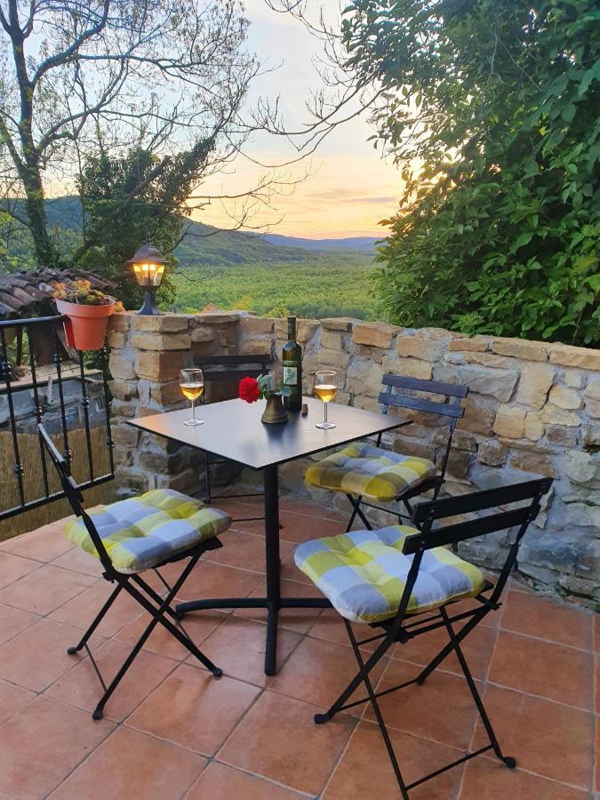 Casa Leonarda, Old Authentic Istrian Stone House Near Motovun, Central Istria Zamask Exterior foto