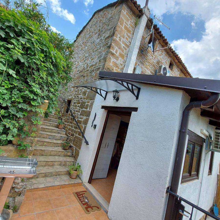 Casa Leonarda, Old Authentic Istrian Stone House Near Motovun, Central Istria Zamask Exterior foto